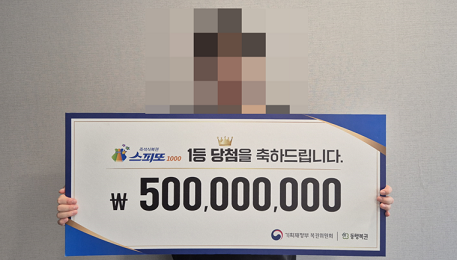 Ƕ1000